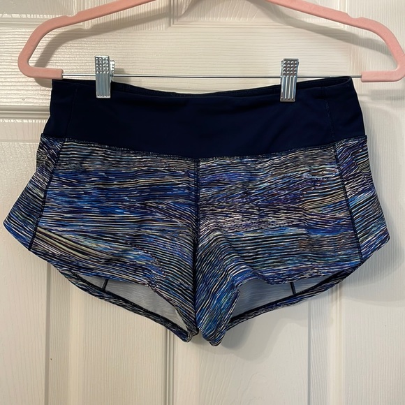 Lululemon Speed Up Short 2.5" size 4 - Picture 1 of 5